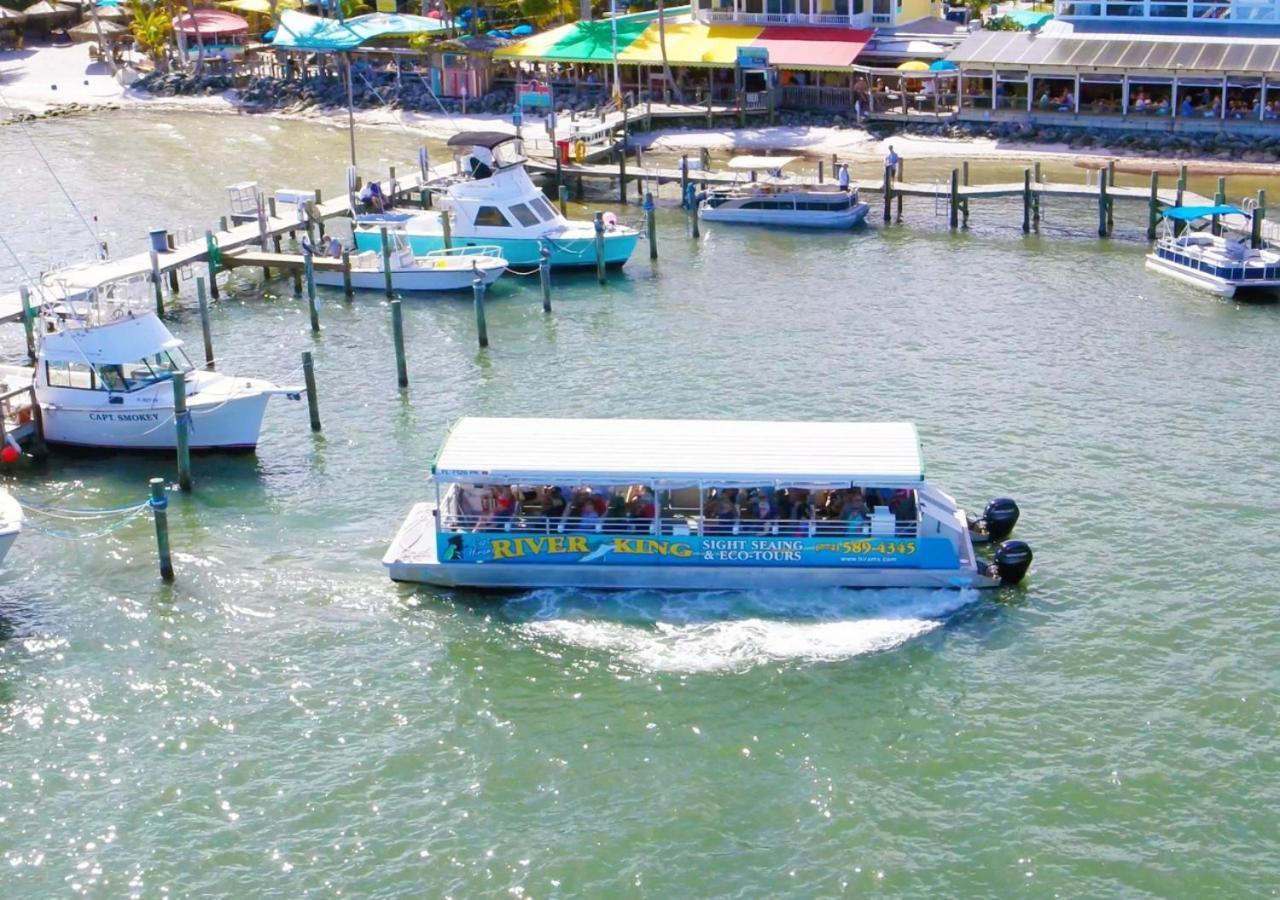 Capt Hirams Resort Sebastian Exterior photo