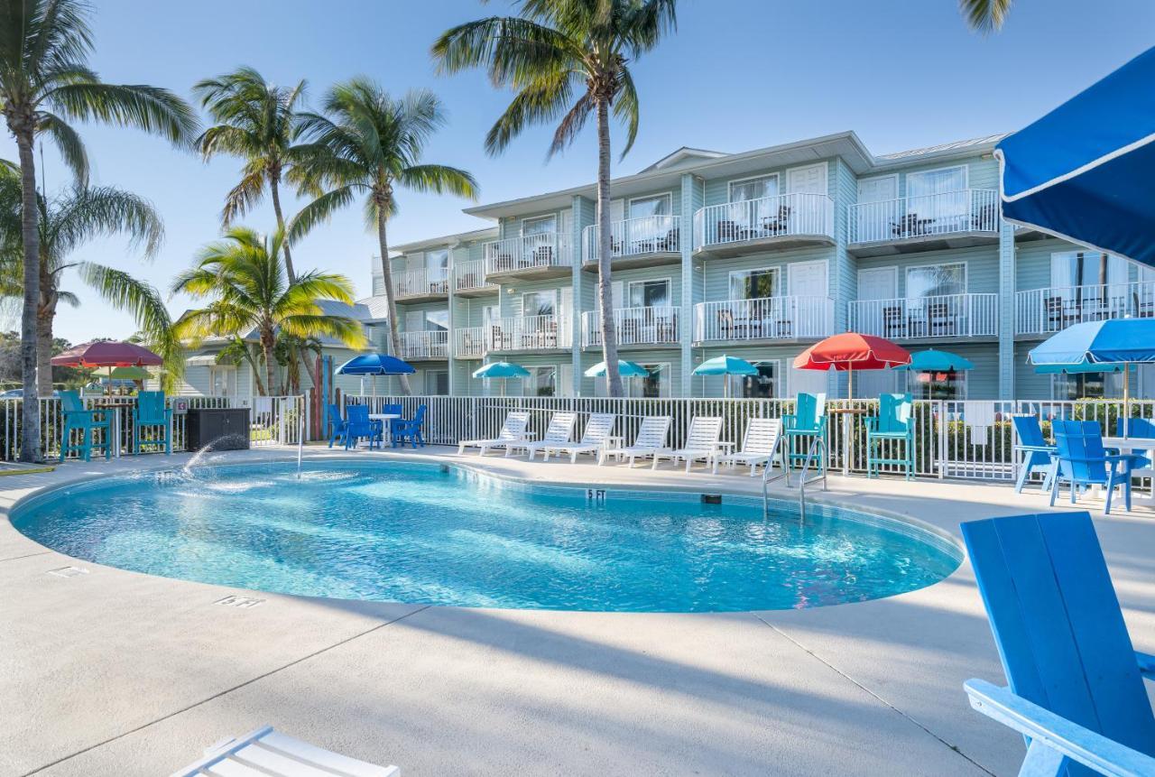 Capt Hirams Resort Sebastian Exterior photo